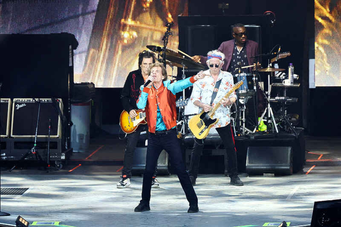 Fan satisfaction: Rolling Stones, McCartney record song together